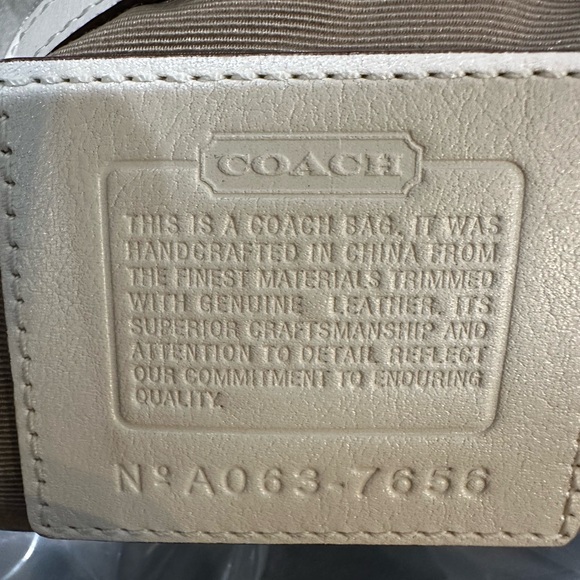 Coach Ivory and Beige Shoulder Bag - Picture 7 of 7